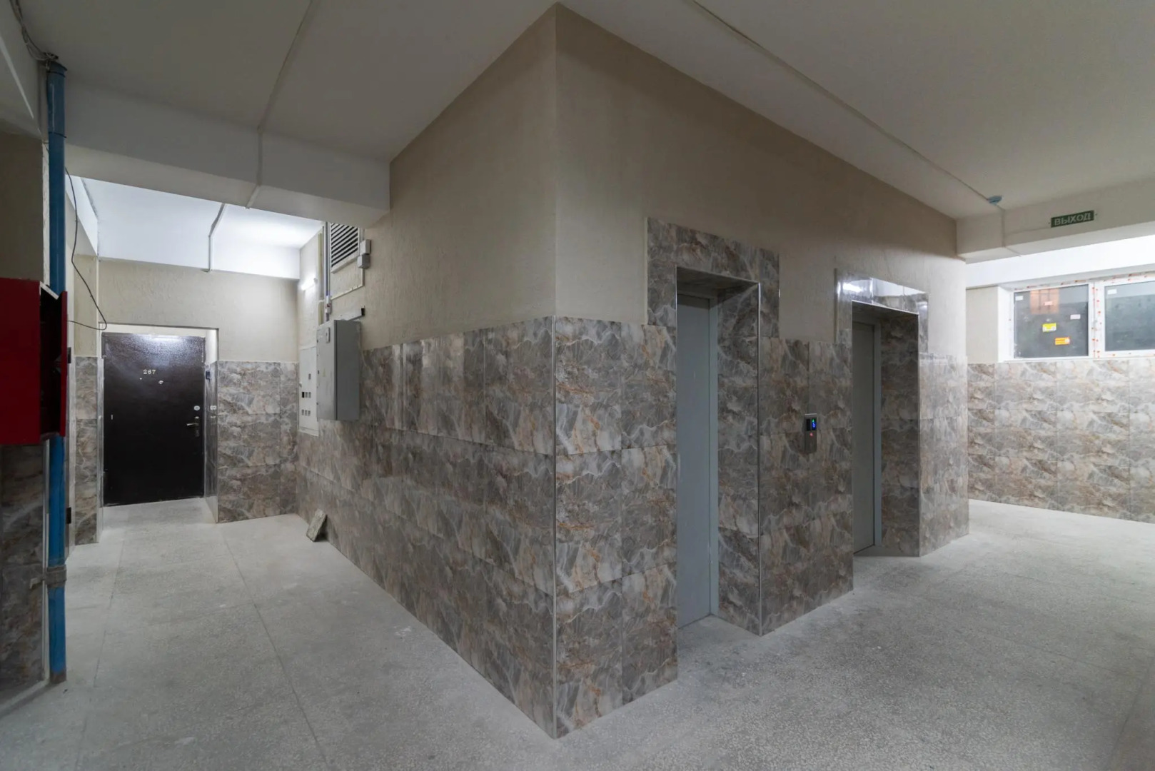 Bon voyage на улице Даниялова