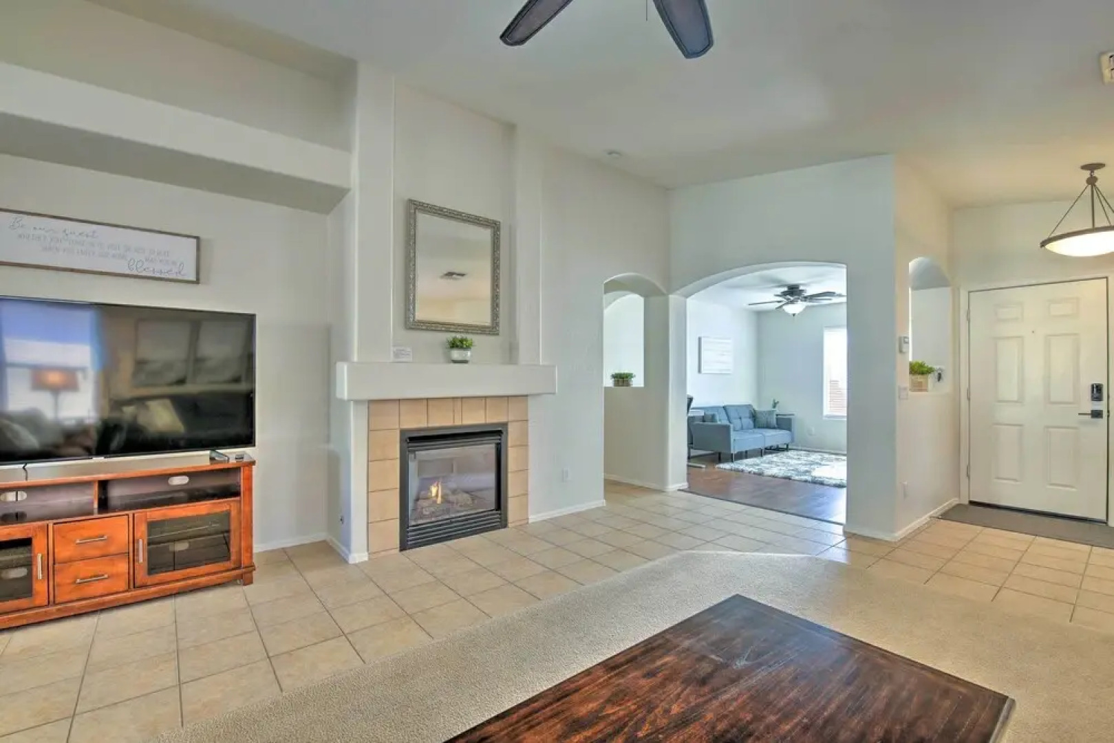 Private Pool & Patio: Home in Surprise!