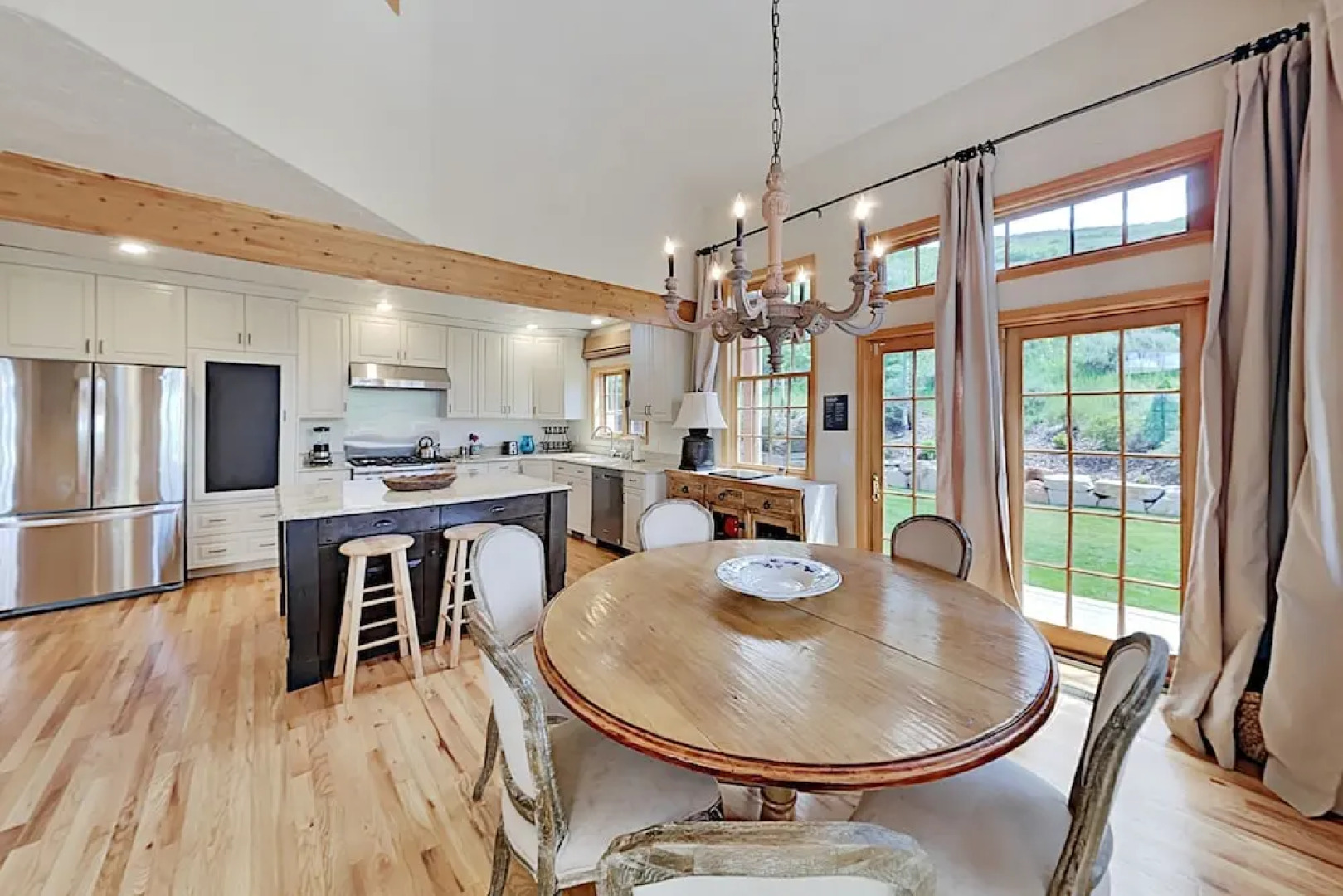 Jeremy Ranch : Hot Tub, Garage & 2 Kitchens 5 Bedroom Home