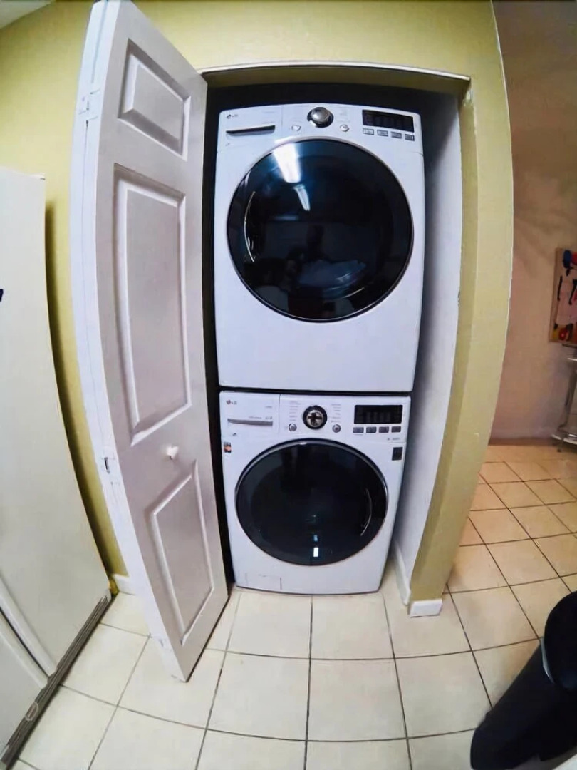 4BR 3BA Homestead Townhome by ASVR-1490