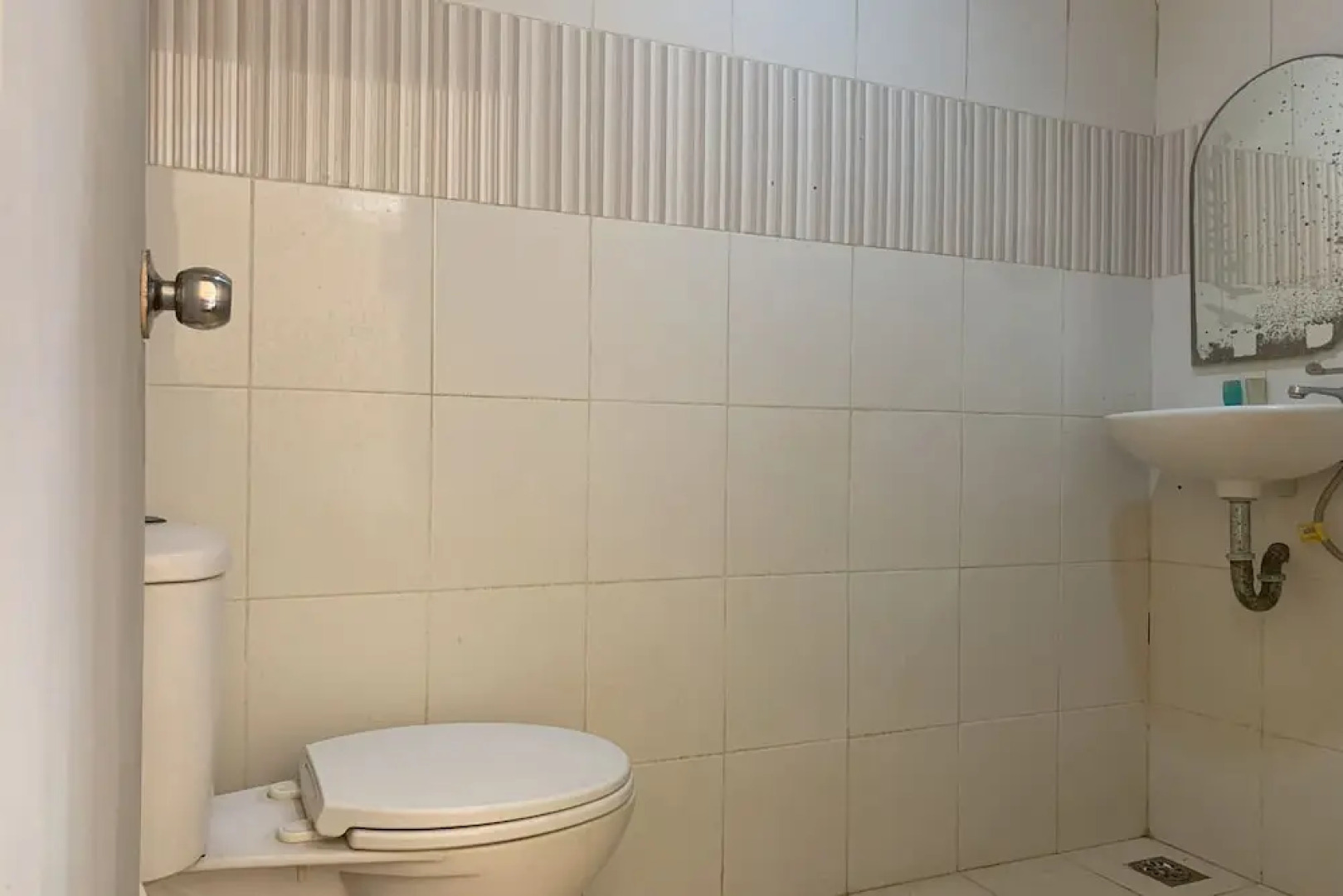 Hotel O Rafira Losmen NearYani Heahlerr