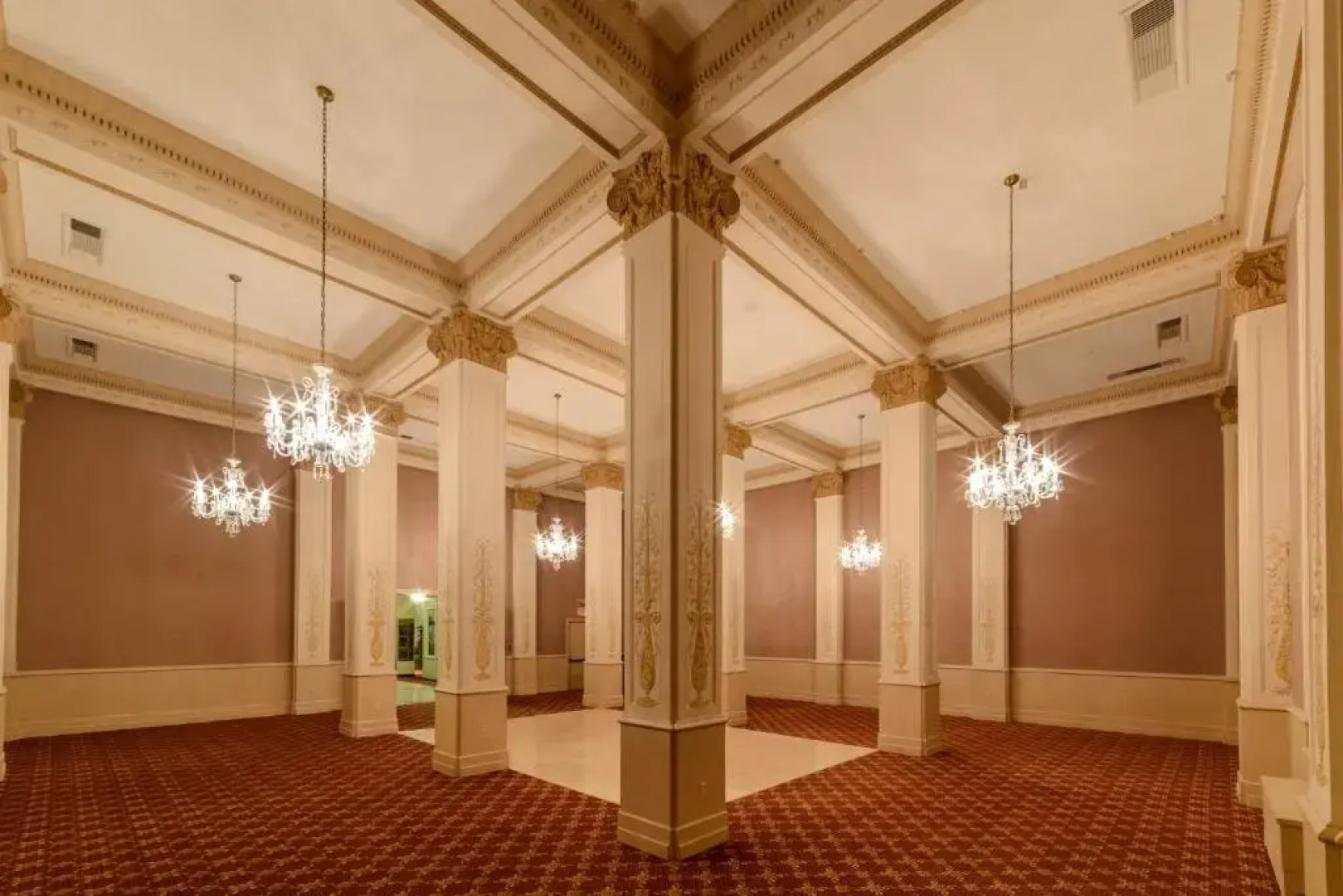 Finlen Hotel and Motor Inn