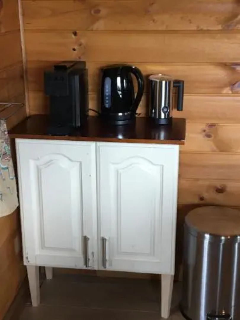 Springmead Rustic Cabin