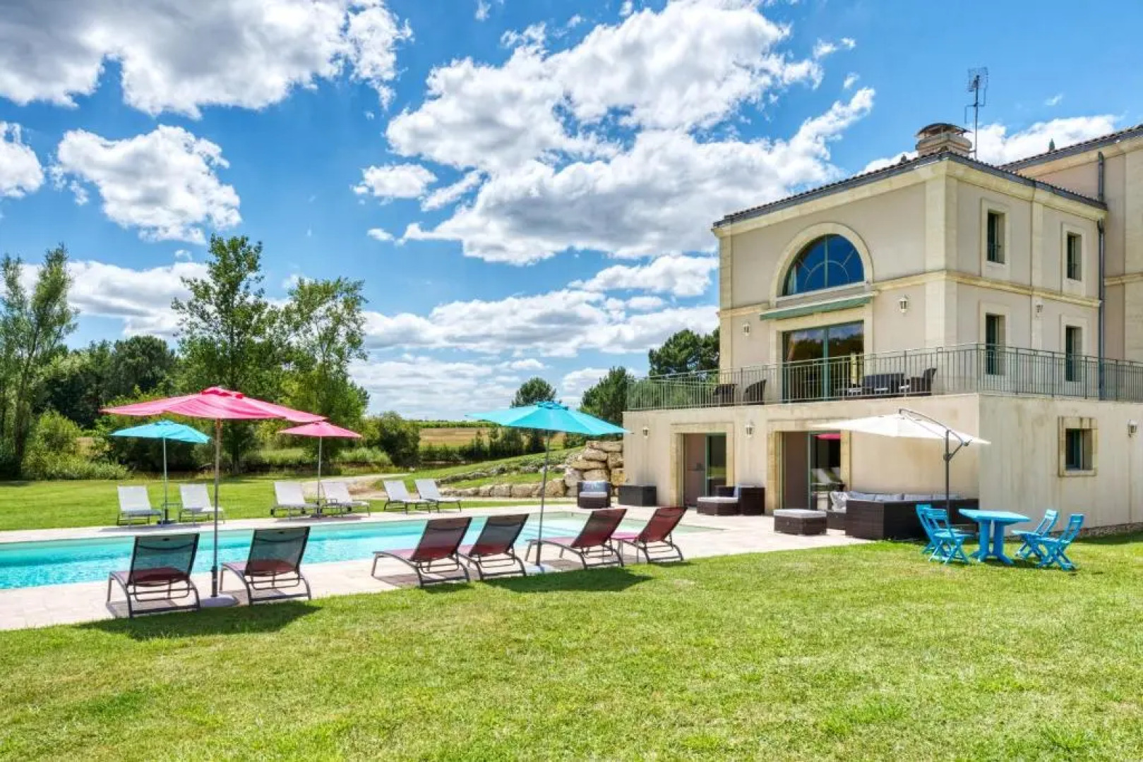 Domaine De L'Émeraude