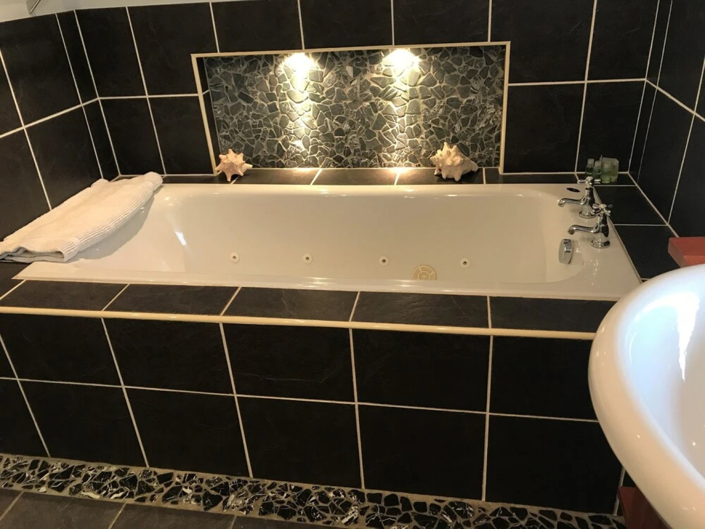 North Laurels Guesthouse