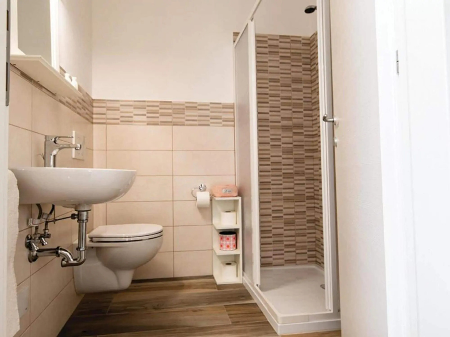 Majestic holiday home in Montefalcone Appennino with garden