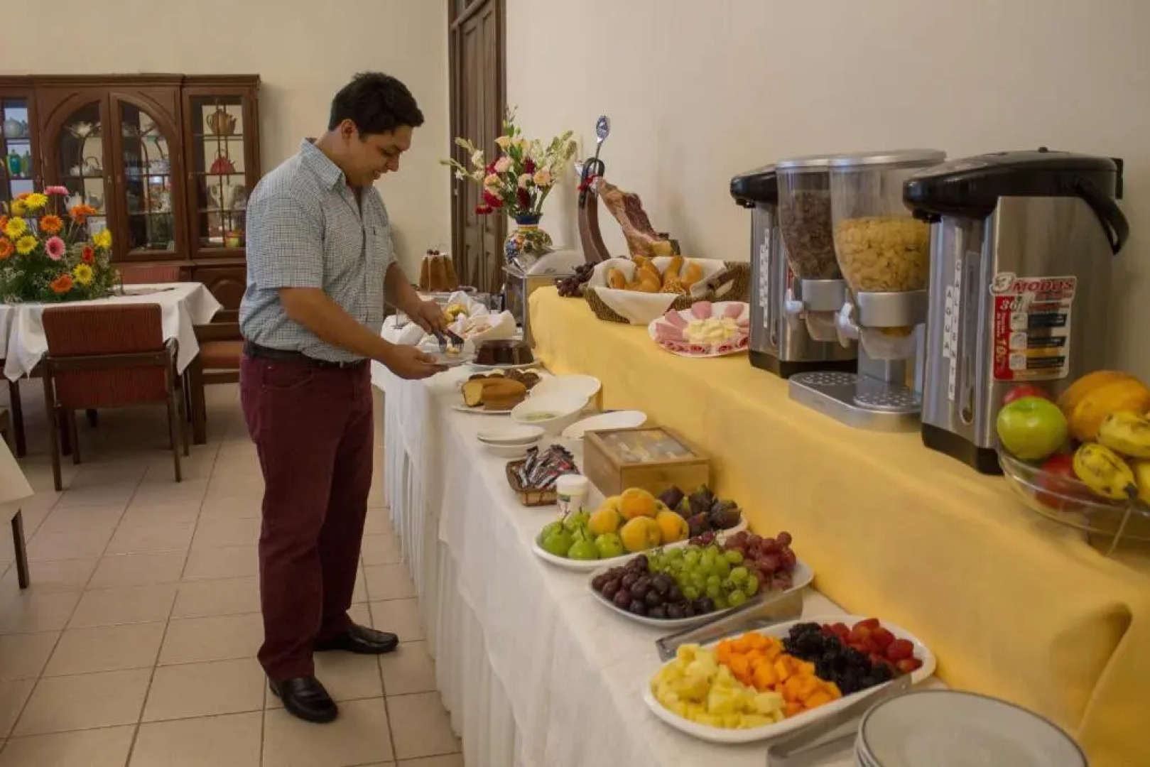 Hotel Victoria Plaza