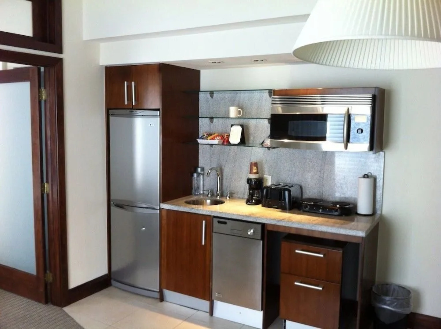 Strand Ocean Drive Suites