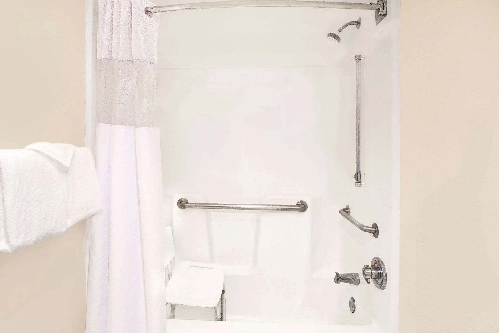 Baymont by Wyndham Janesville