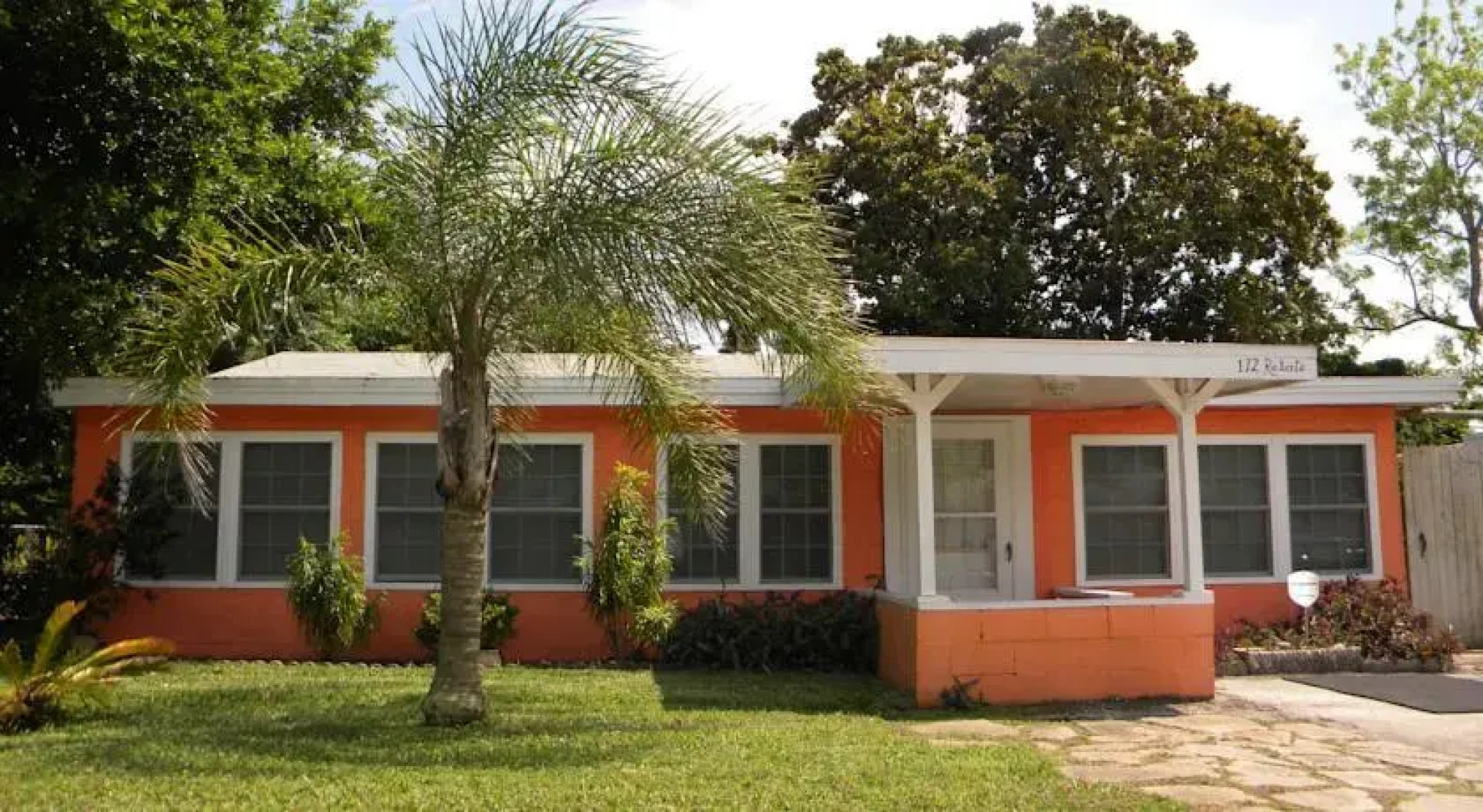 Ormond Beach Cottage by the Sea