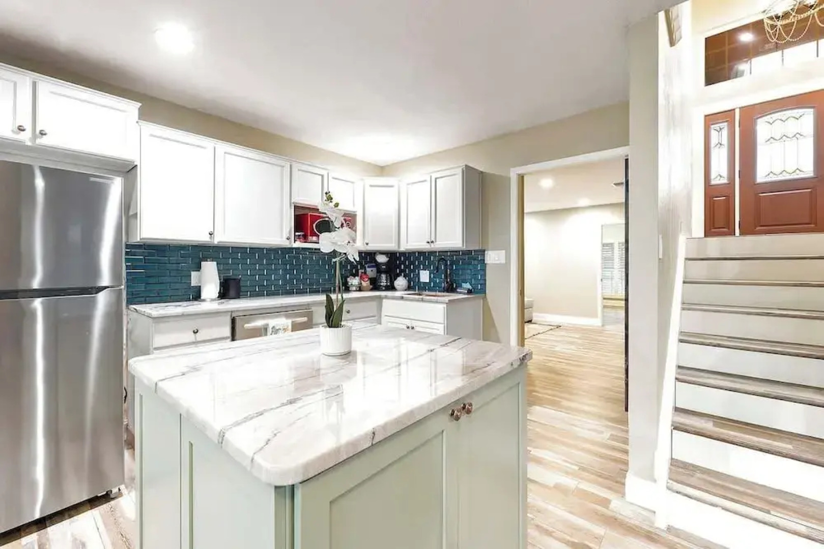 Luxury on Lake LBJ With Hot Tub Firepit & Boat Slip