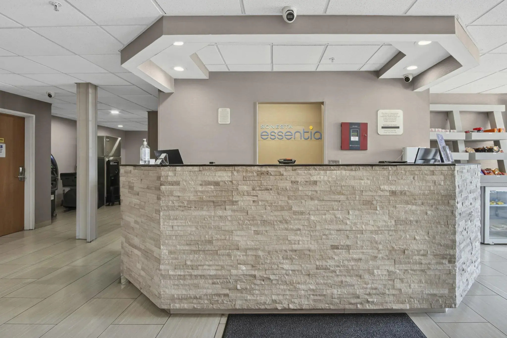 Sonesta Essential Hotels & Suites Kansas City/Blue Springs