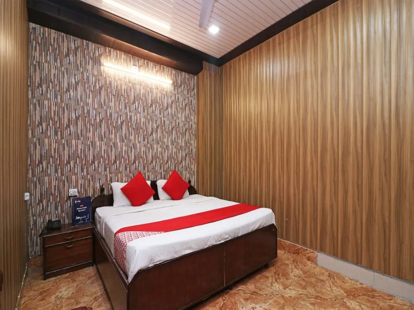 OYO 24473 Anuradha Palace