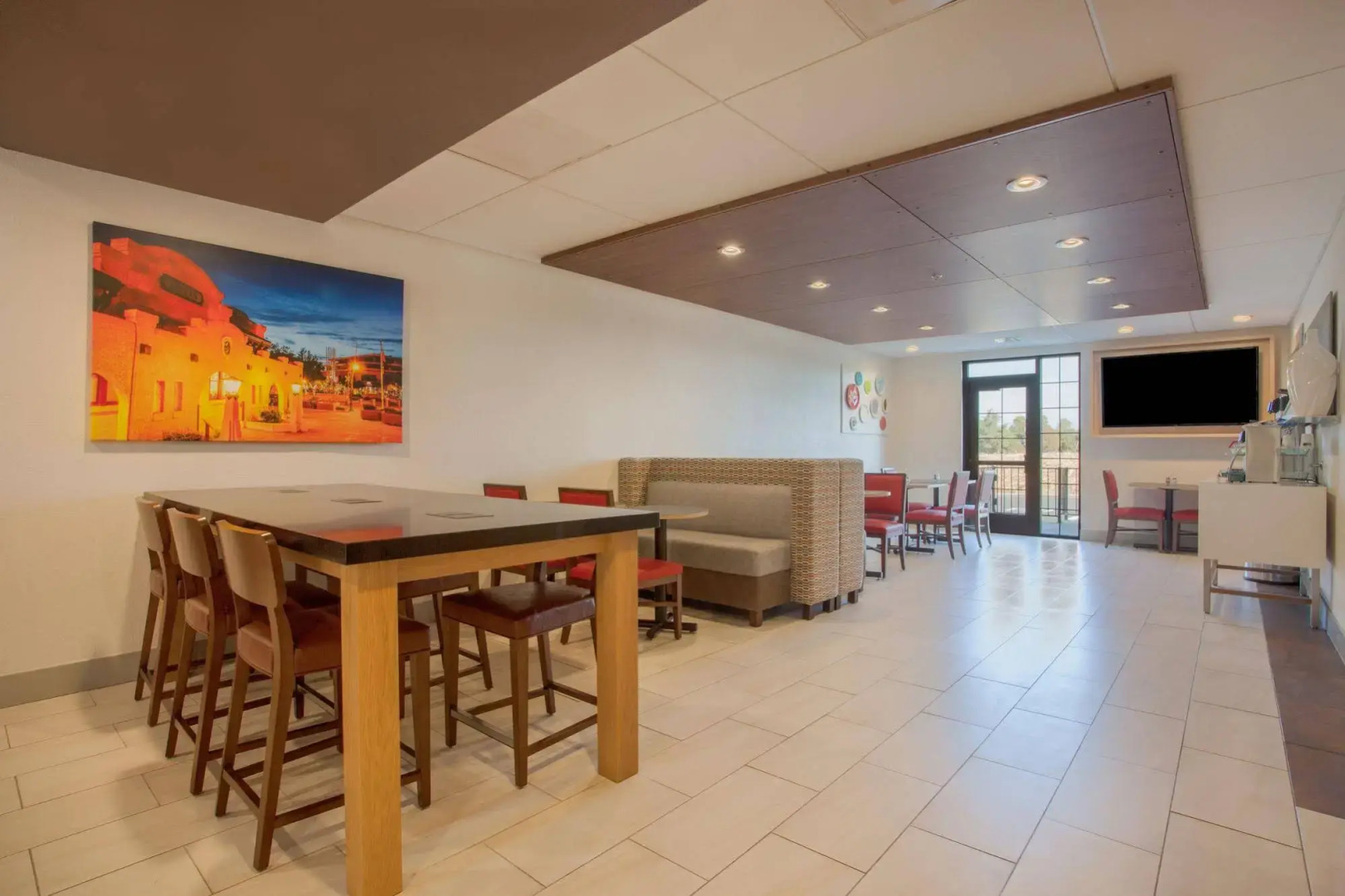 Holiday Inn Express & Suites Davis - University Area by IHG