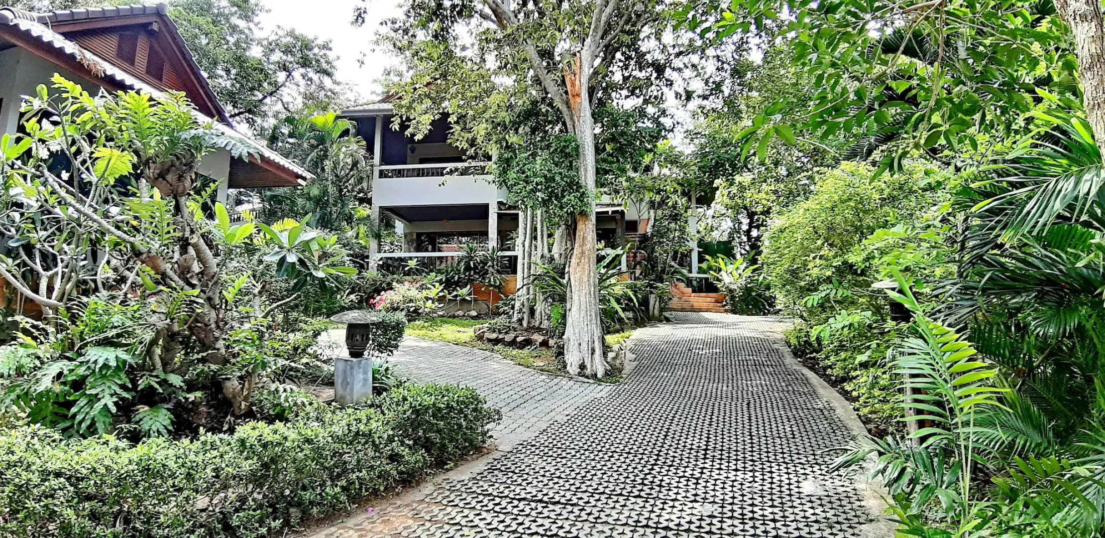 Chaweng Bay View Resort