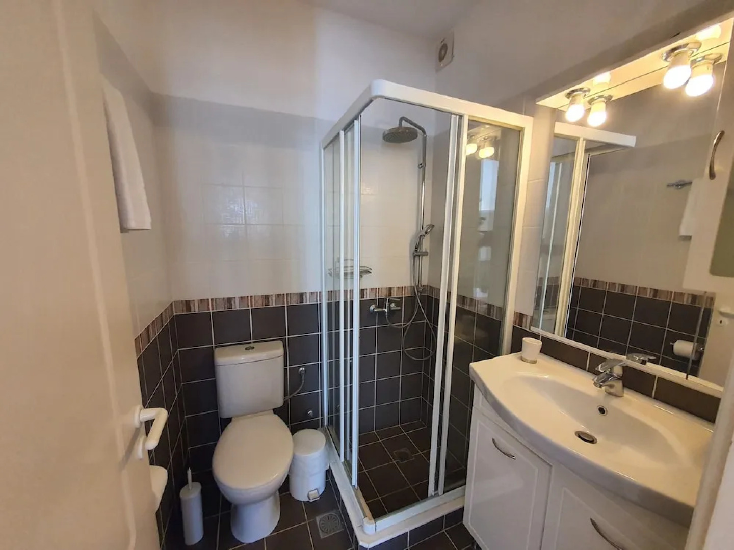 Karaoulanis apartments