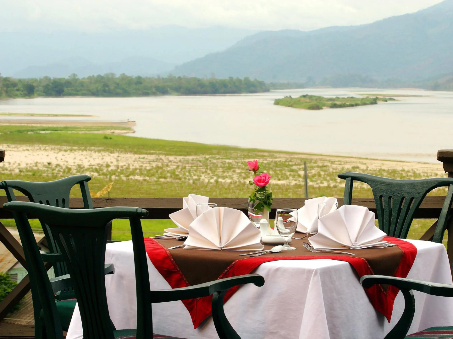 Imperial Golden Triangle Resort