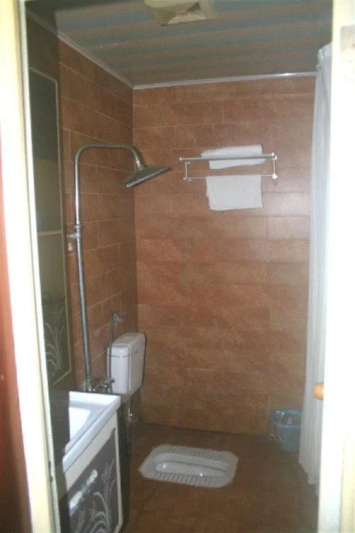 Hongming Business Hotel