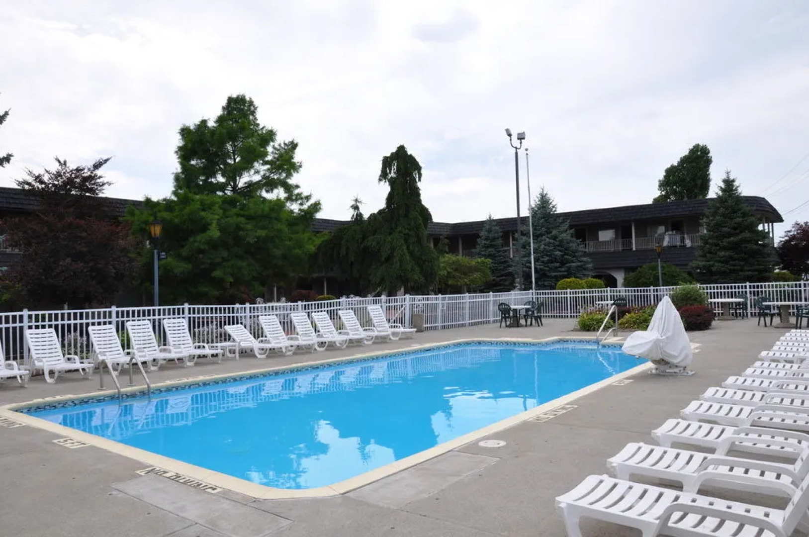 Mangnuson Hotel East Sandusky