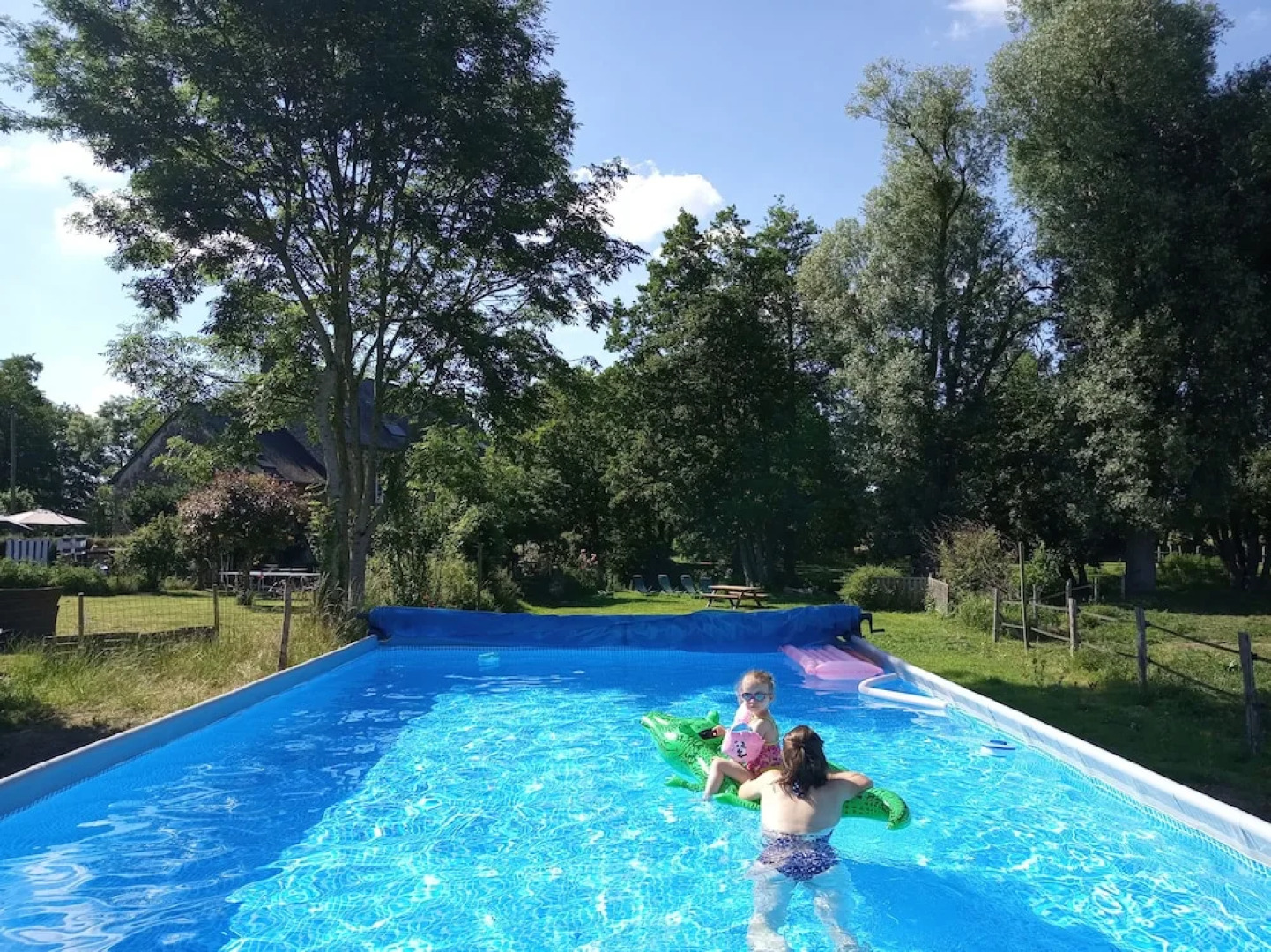 Le Moulin des Forges - Chambres d'Hôtes et Roulottes