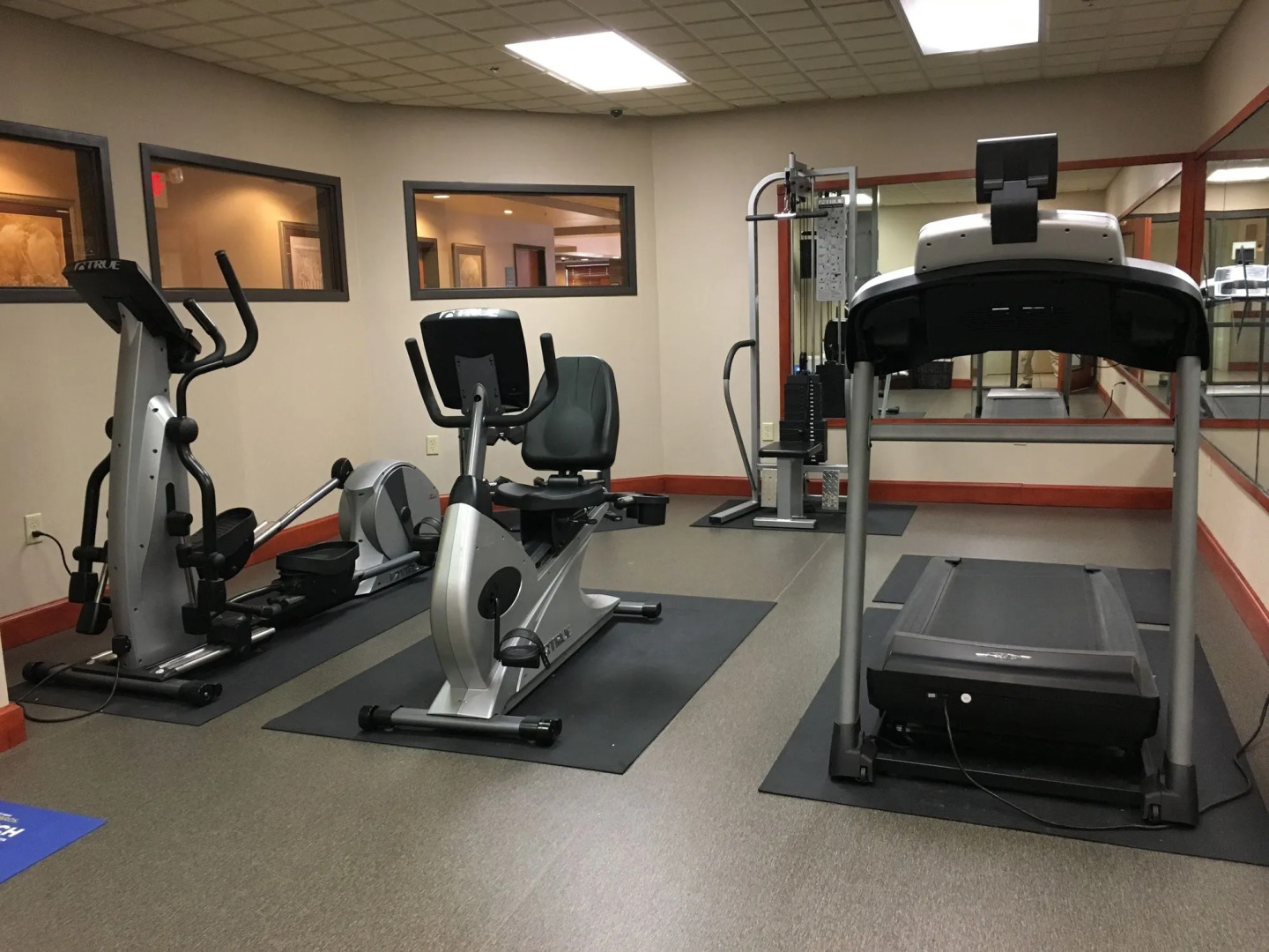 Coon Rapids North Metro Hotel to Norwood Inn & Suites