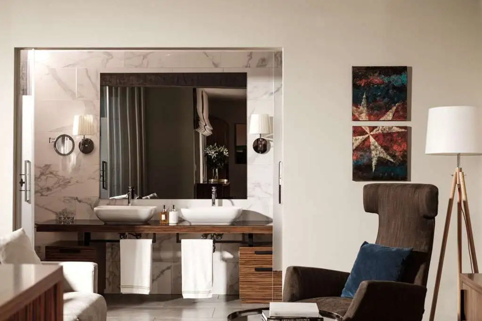 1926 Le Parisot Boutique Suites