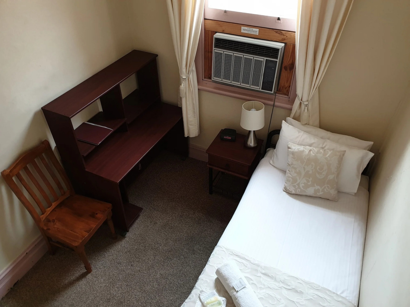 Balcony On Sixth Lodge