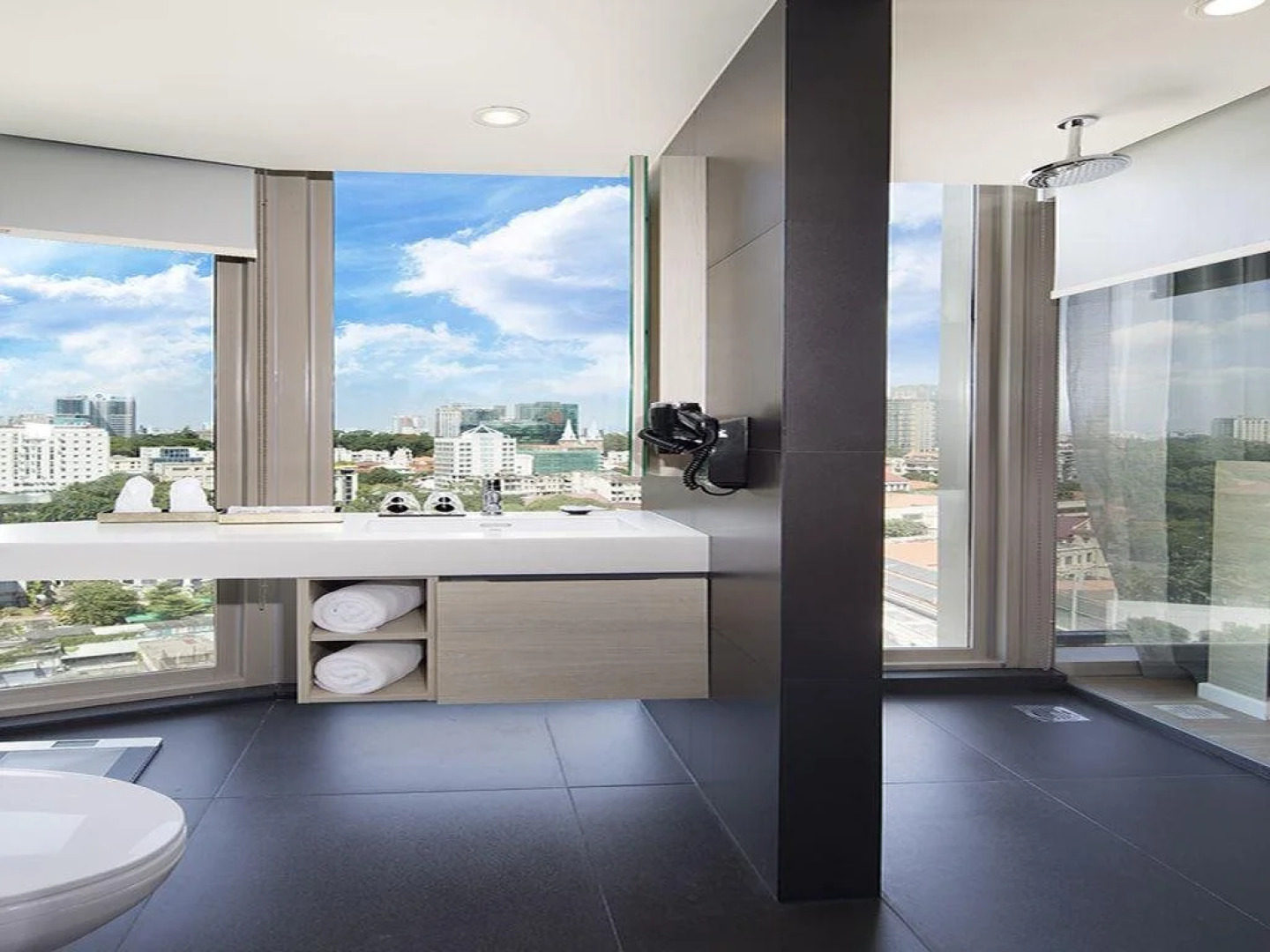 Liberty Central Saigon Citypoint