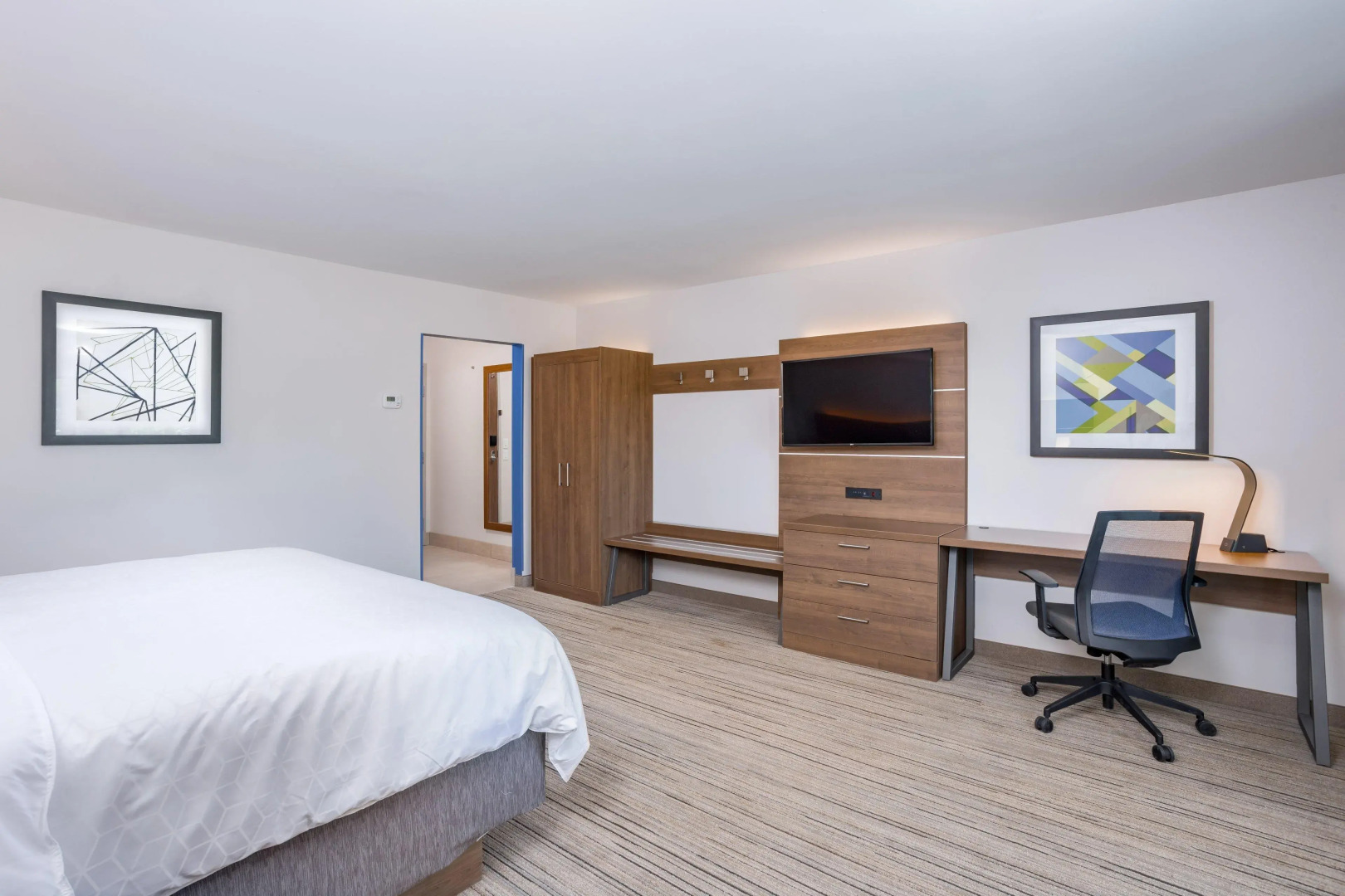 Holiday Inn Express & Suites Elkhart North by IHG