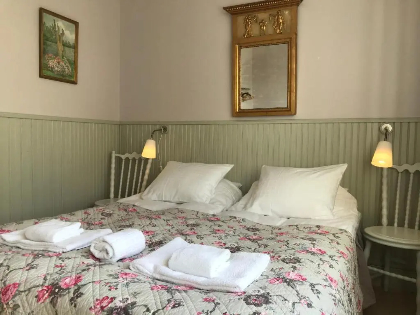 Mellby 11 Bed And Breakfast