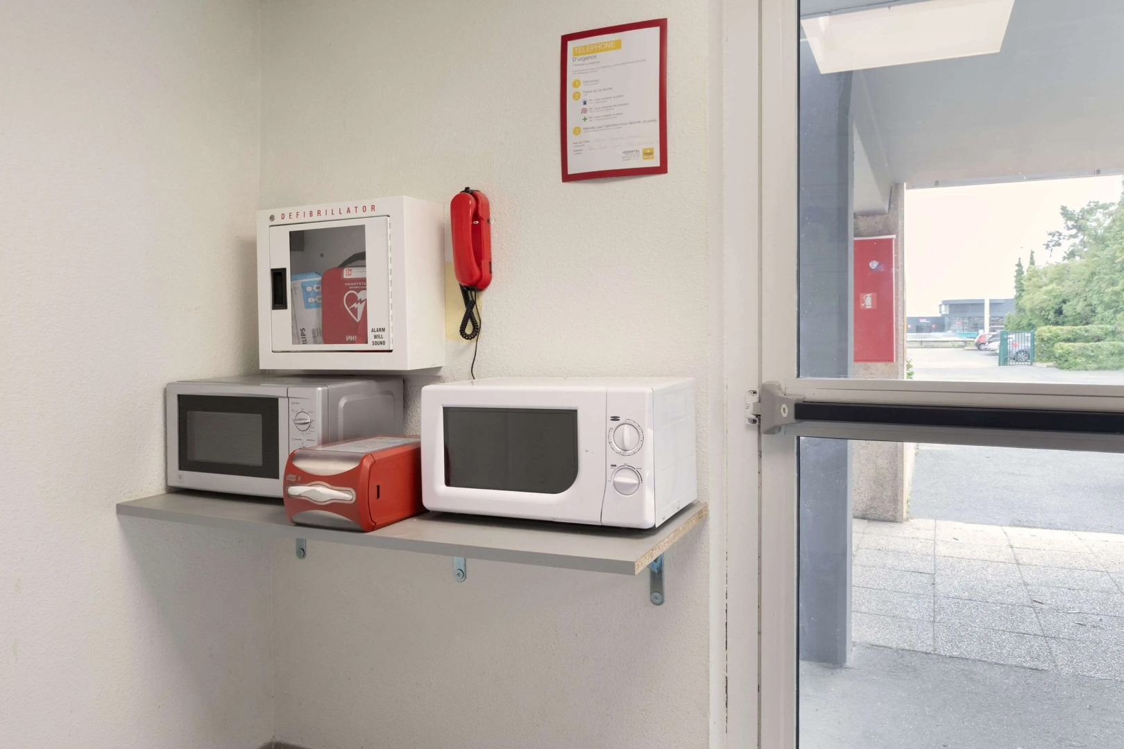 Première Classe La Ville-Du-Bois