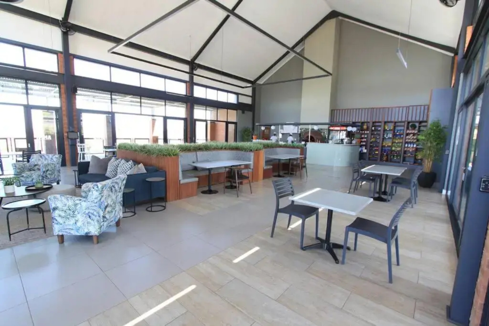 The Parks Airport Apartment