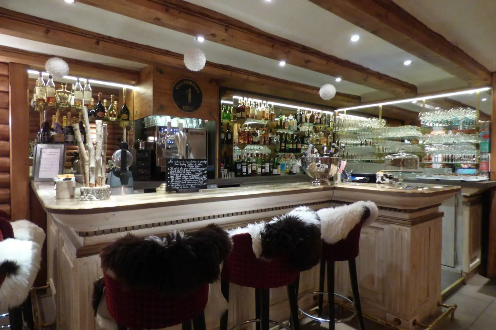 Hôtel Les Campanules by Les Etincelles