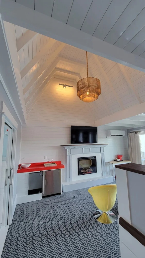 The Hotel at Cape Ann Marina