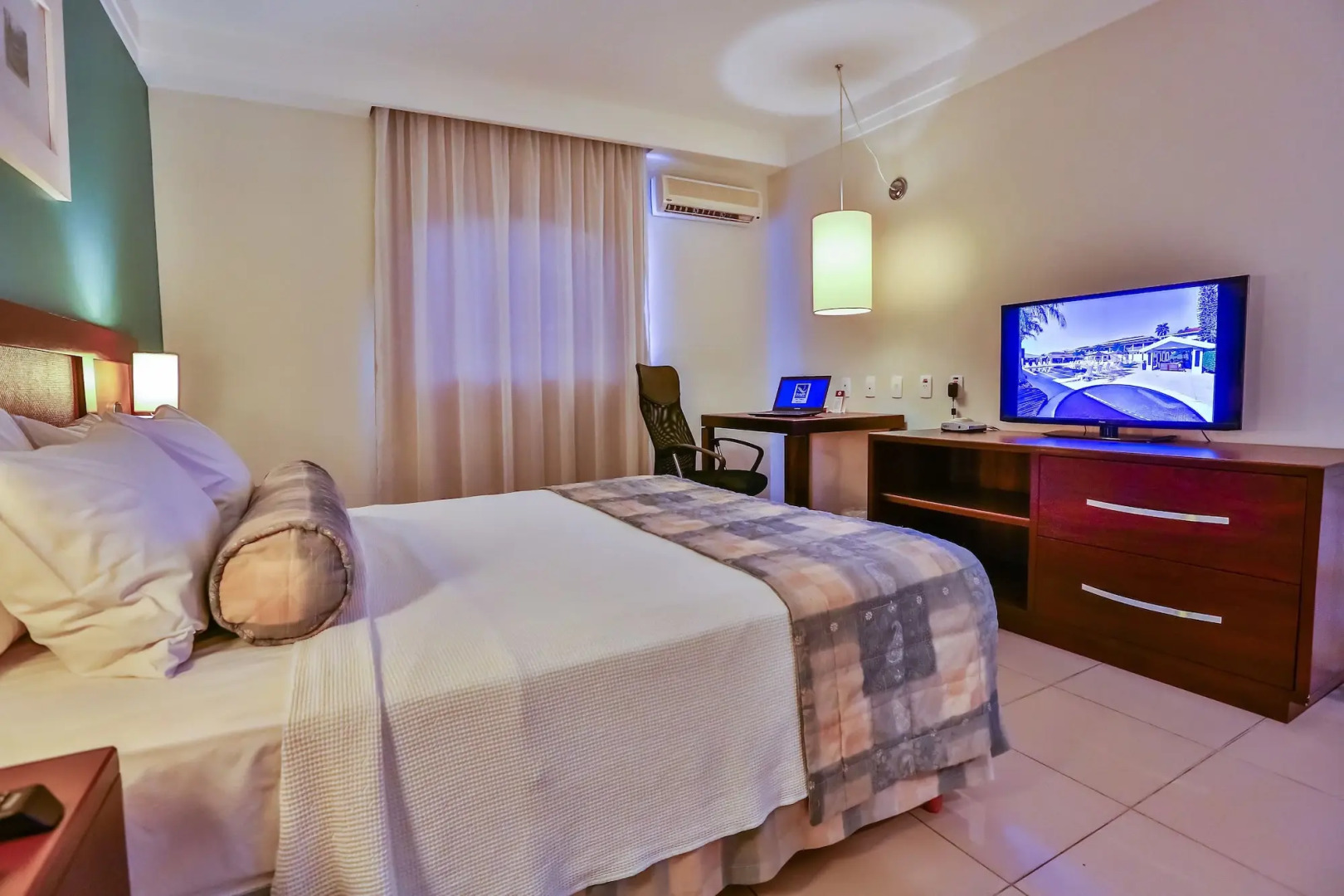 Sun Valley Marília by Atlantica