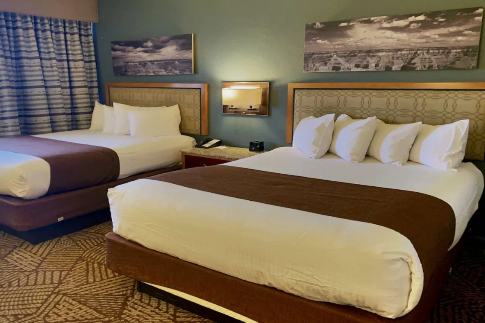 Thunderbird Lodge - Inside the Park