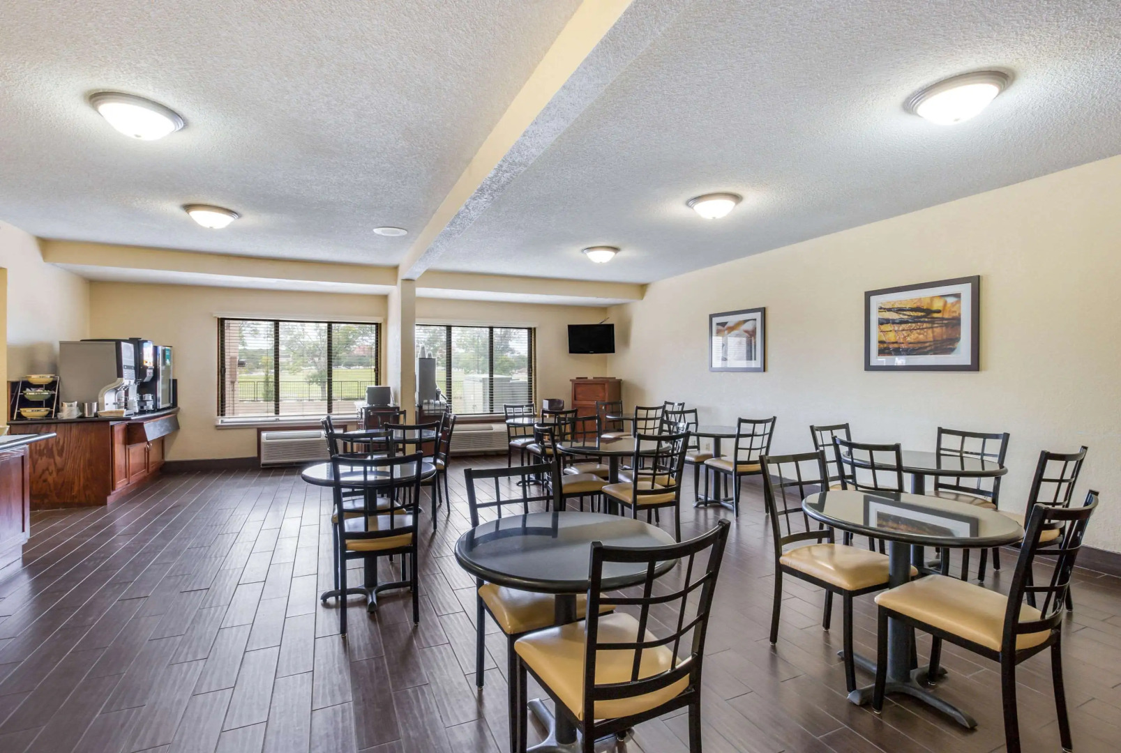 Quality Inn & Suites Lawrence - University Area