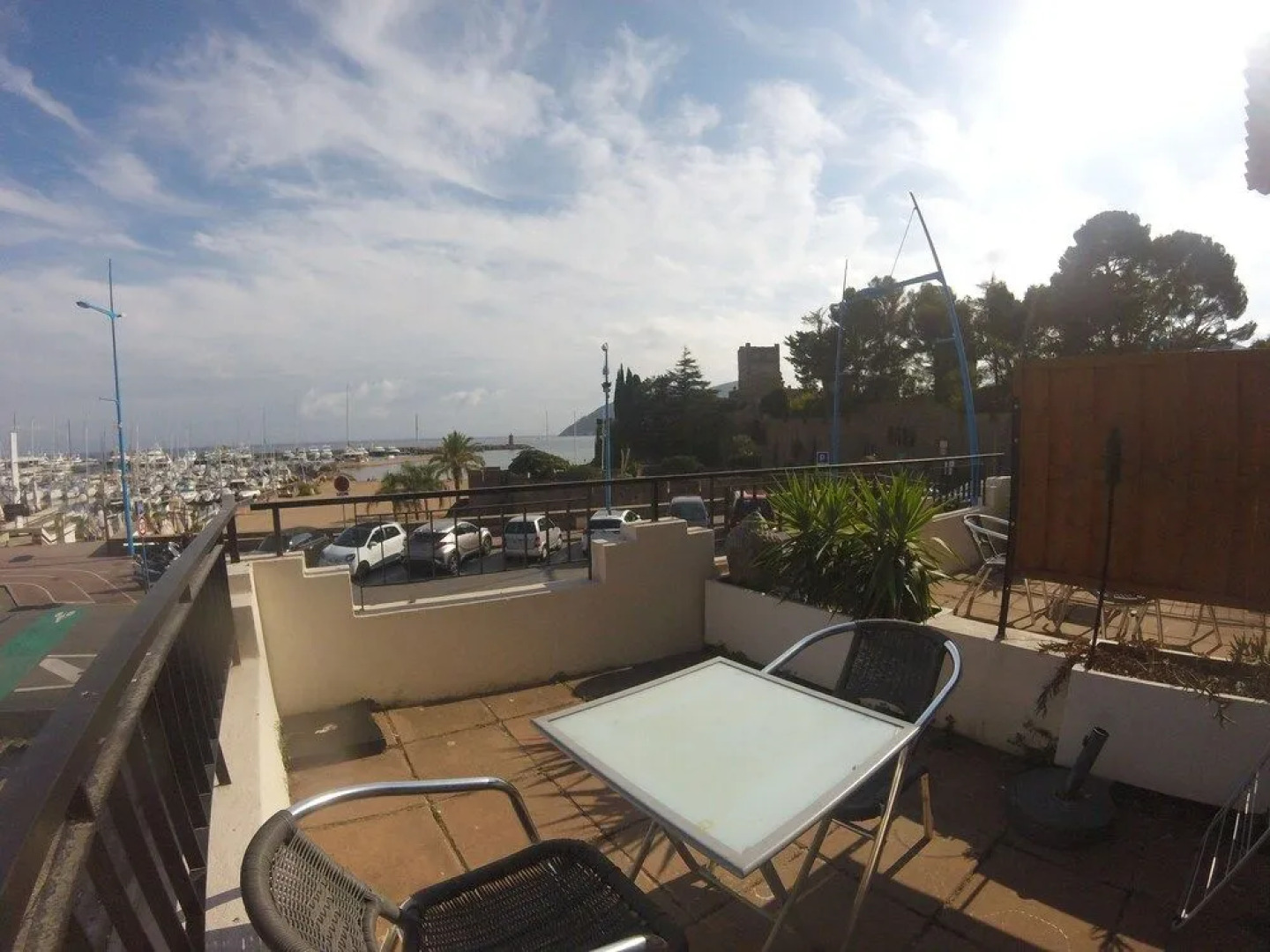 O'Sullivans By the Beach