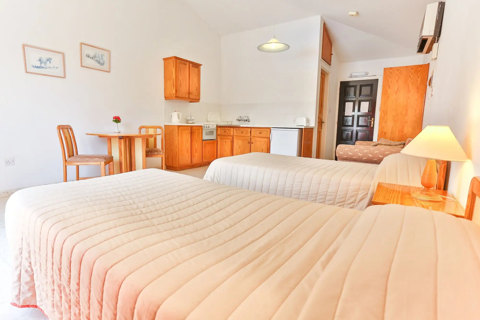 Tavros Hotel Apartments