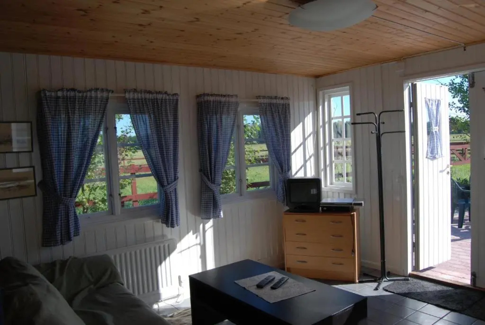 Bjurmangården Recycled Glass Design