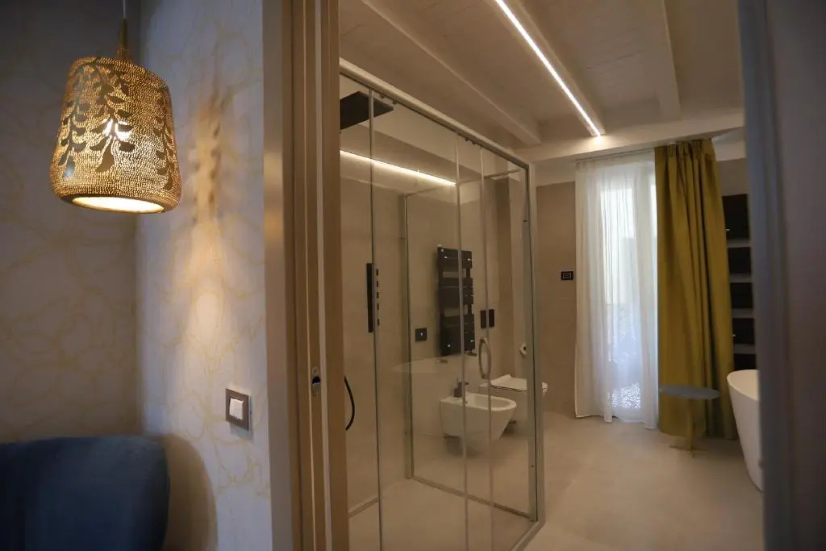 Luxury Suites Rocopom