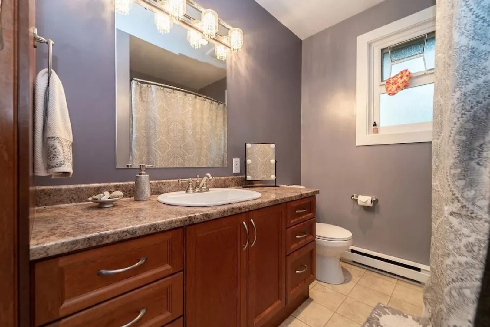 Serene Escape Family Home on Triangle Mountain