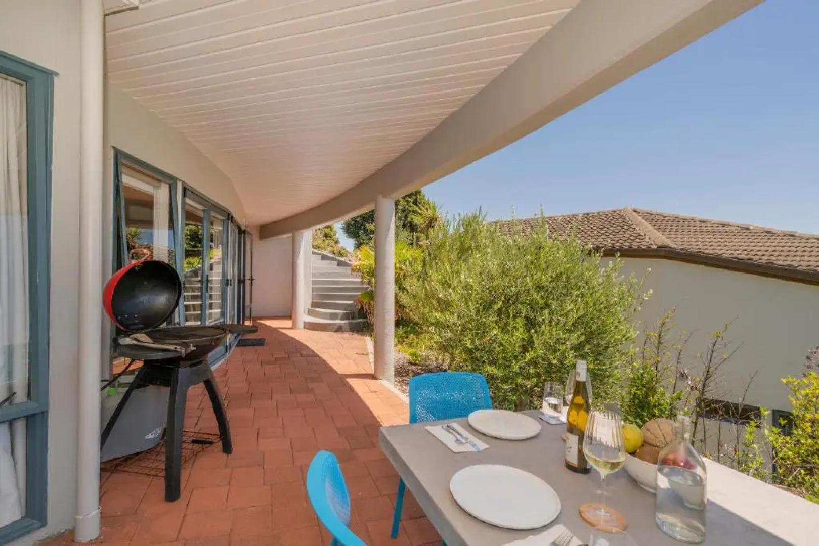 Oceana Heights Paradise - Beautiful 2 bdrm self contained apartment