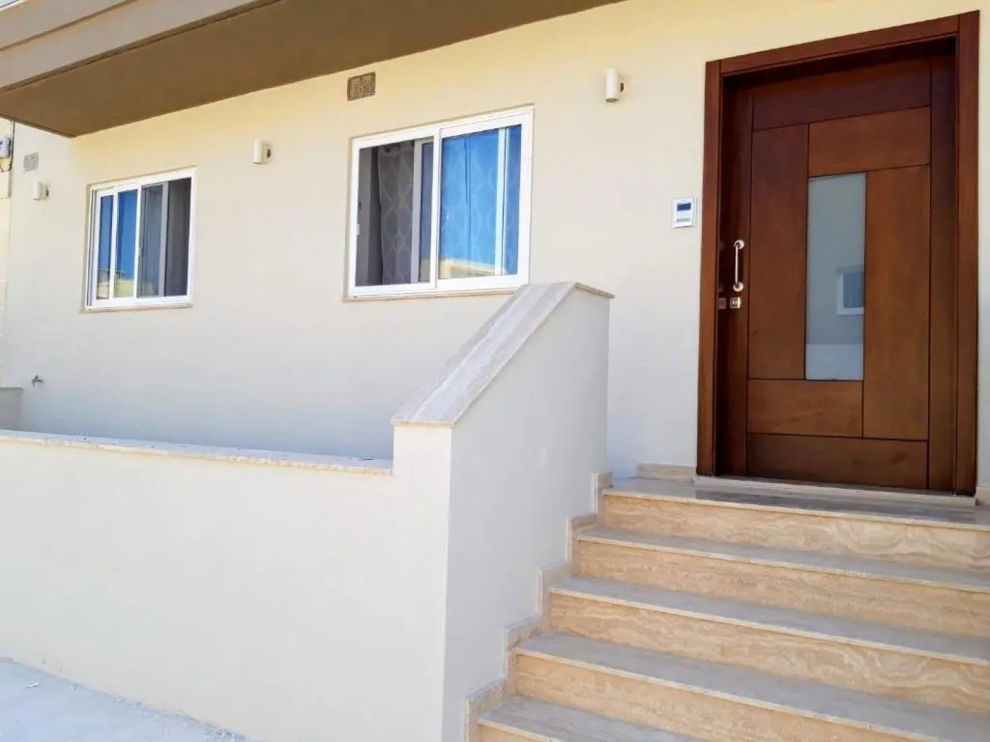 Stylish apartment in ideal location