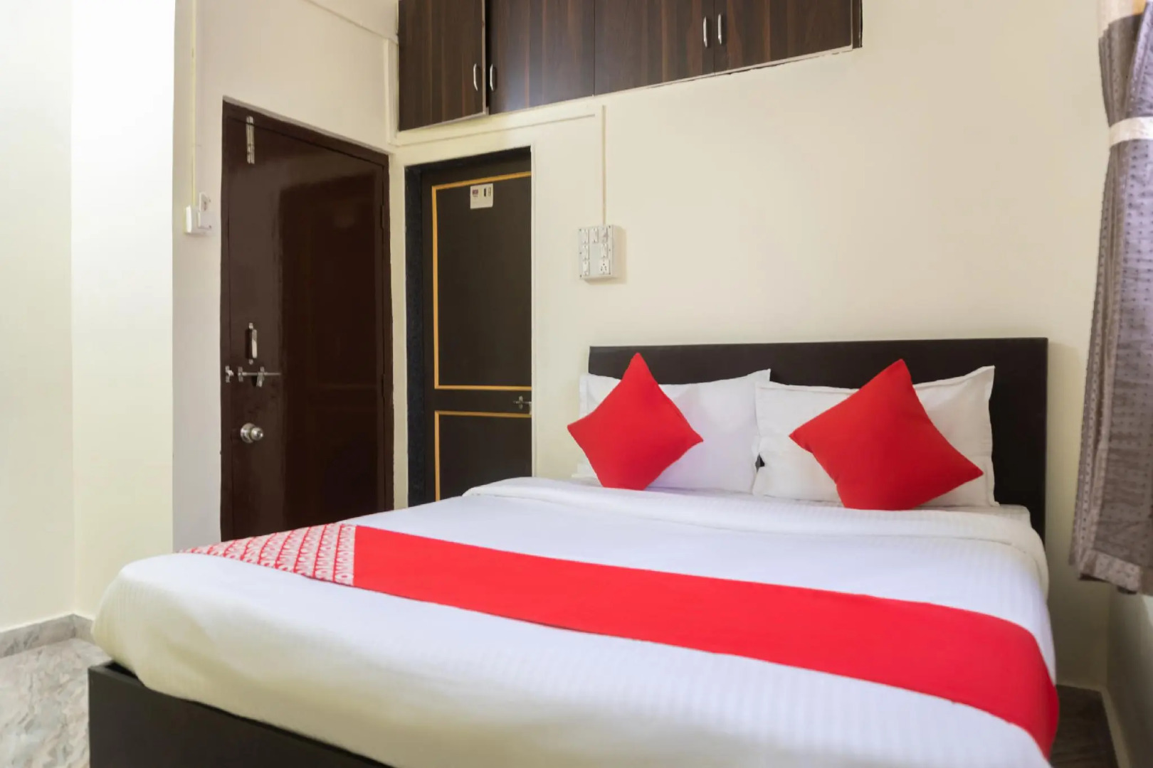 OYO Flagship 42754 Hotel Sanket