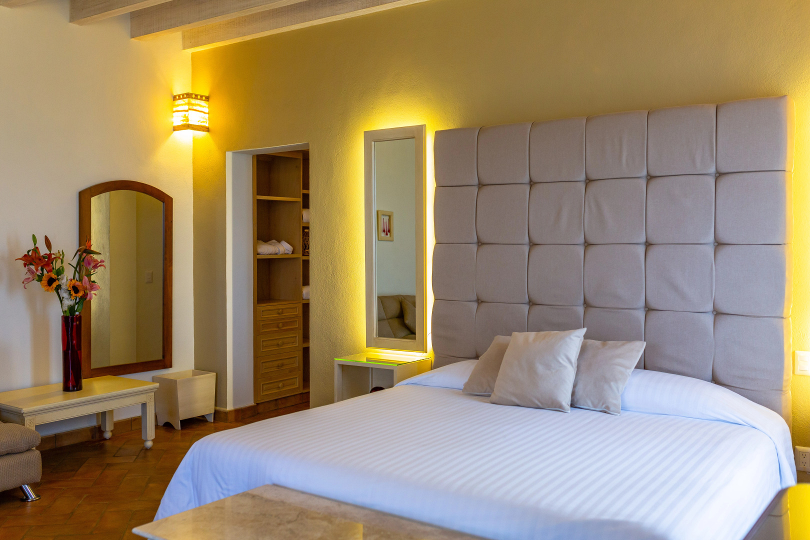 Grand Las Nubes by Inmense