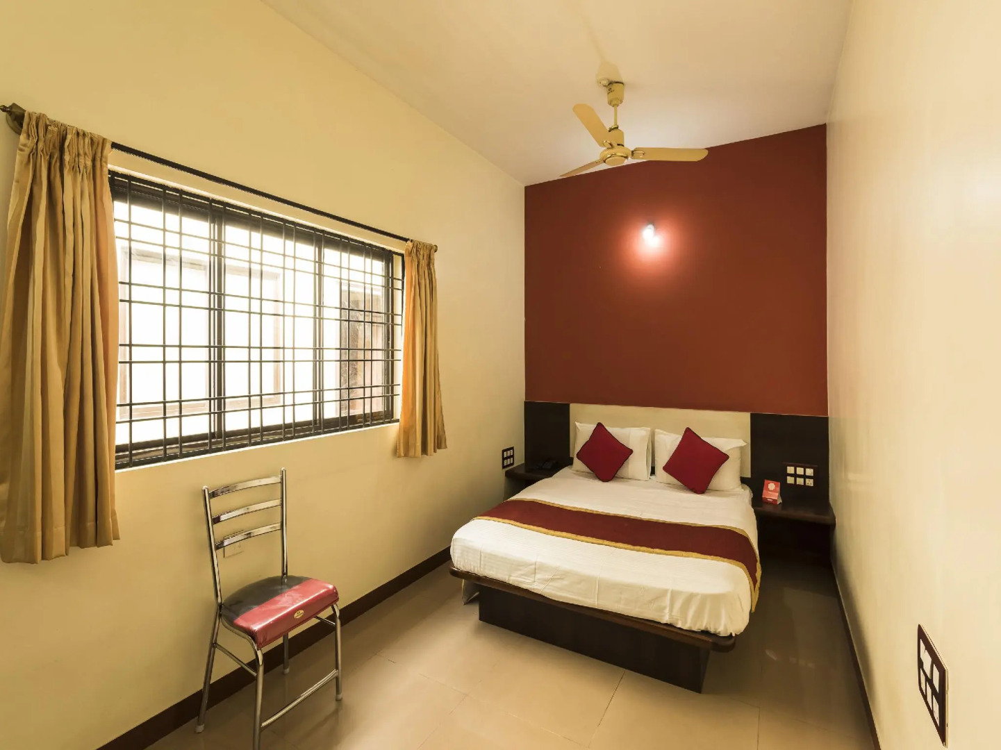 OYO 9918 Sri Venkatesha Residency