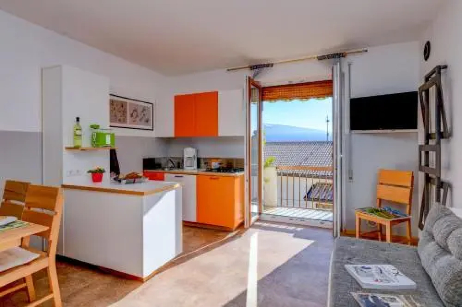 Tignale - Appartement LUPINO 105 - Ferienwohnung am Gardasee mieten
