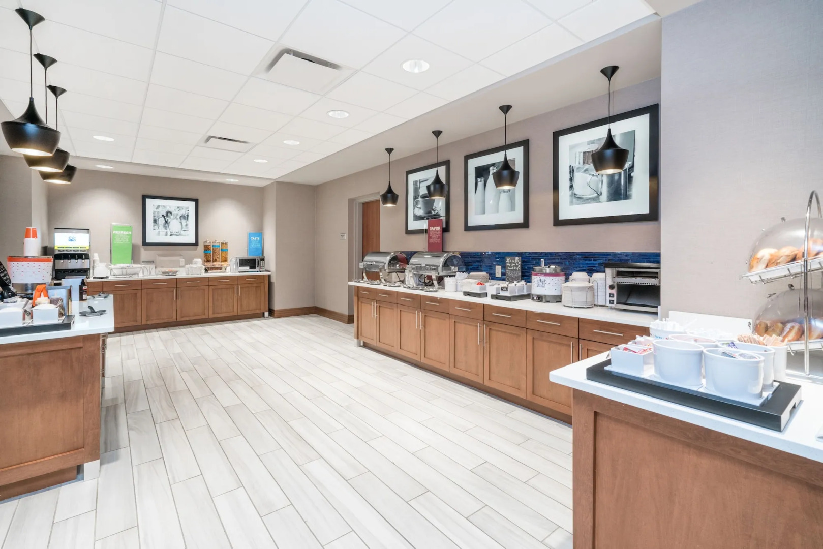 Hampton Inn & Suites Newburgh Stewart Airport