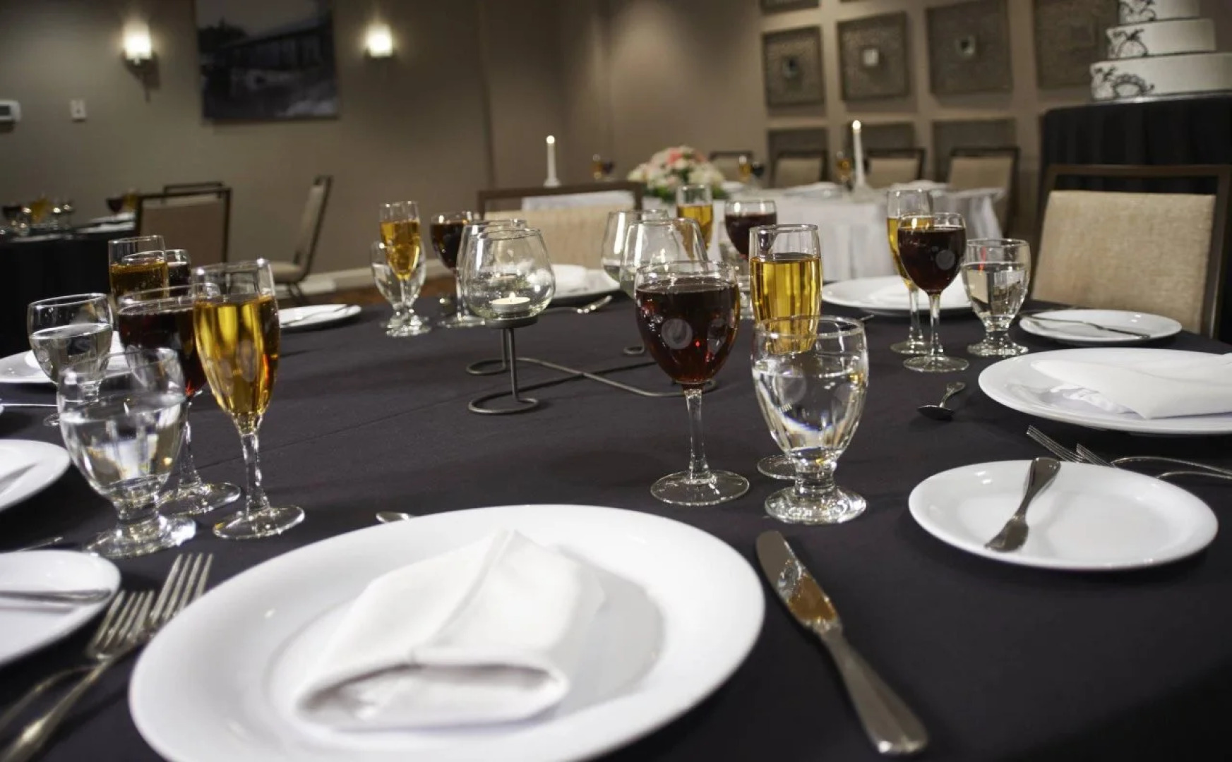 Courtyard By Marriott Shelton